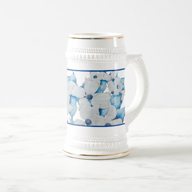 Flores de Dogwood em uma Caneca de cerveja (Frente Esquerda)