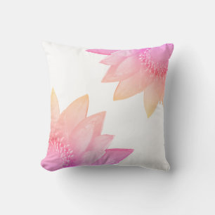 Flores de Lótus Rosa Pastel em Almofada de Lançar