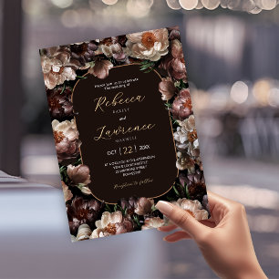 Flores elegantes e sombrias Convite de casamento e