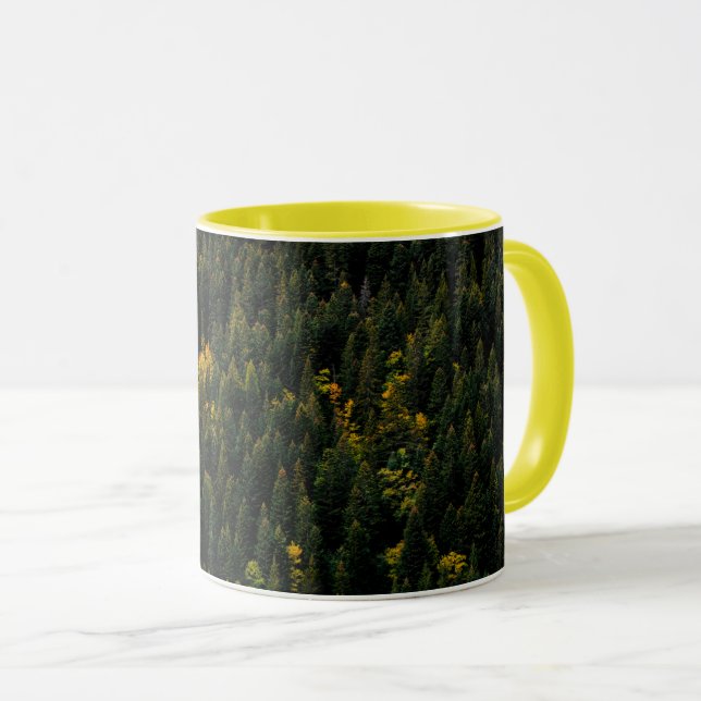 "Floresta de Pinheiros Aérea Caneca de Outono (Frente Esquerda)