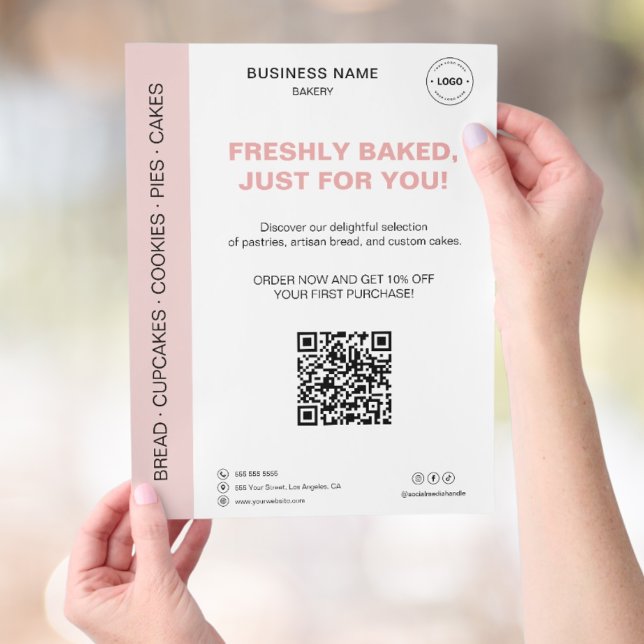 Flyer Código QR Promocional de Padaria (Bakery QR Code Promotional Flyer)