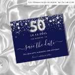 Flyer Data de salvamento do orçamento azul de prata do m<br><div class="desc">Observe que esta opção Save the date (Salvar a data) está no papel do folheto e muito fina. Os envelopes não estão incluídos. Para salvar o cartão Data (mesmo design) mais espesso, visite nossa loja. Uma cinta e moda Salve a placa Date para uma festa de aniversário 50th. Um fundo...</div>