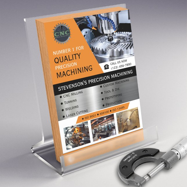 Flyer Empresa de Computadores CNC Amarelo | DOURADO (Criador carregado)