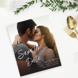 Flyer Foto orçamentária V MOD Chic 4 LG Salvar Data<br><div class="desc">******* O PAPEL MATTE É FINO. ATUALIZE UM PAPEL MAIS ESPESSURDO. NENHUM ENVELOPES INCLUÍDO. PARA CARTÕES, CARTÕES MAIS ESPESSURAS, VERIFIQUE O LINK ABAIXO. CARTÃO, CARTÕES ESPESSURAS TÊM UMA OPÇÃO PARA ENVELOPES OU INCLUI-OS******* Sem envelopes, versão do folheto de papel. Economize dinheiro em convites formais com este convite em papel. Prepare...</div>