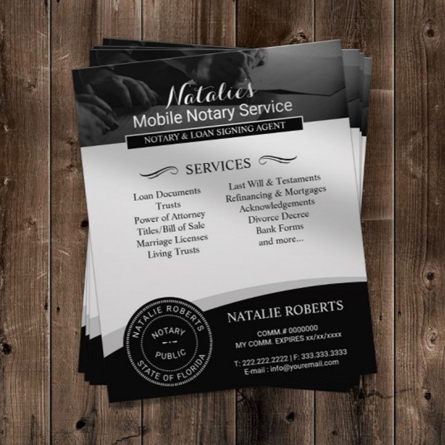 Flyer Fotografia do Agente de Assinatura de Empréstimo P (Criador carregado)