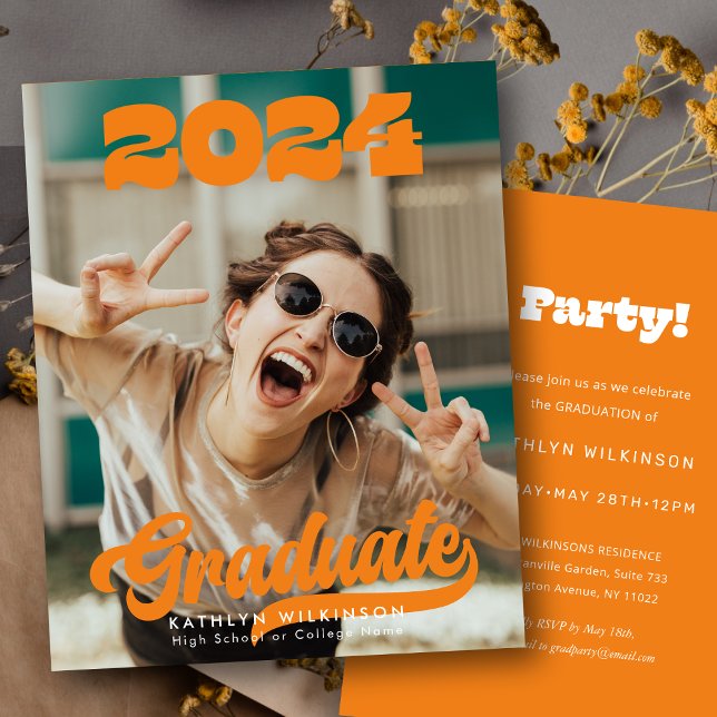 Flyer Graduação de Fotografia com Tipografia em Negrito  (Criador carregado)