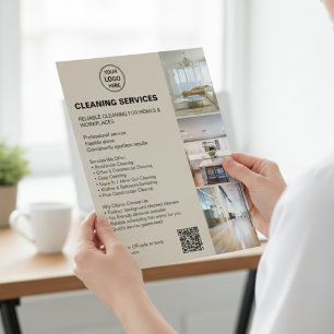 Flyer Logotipo de QR de Serviços de Limpeza Bege Moderno