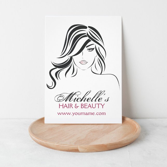 Flyer Menina adorável com cabelo ondulado e Ícone Makeup (Criador carregado)