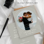 Flyer Obrigado de casamento elegante do orçamento<br><div class="desc">Obrigado de casamento simples e minimalista, você personalizou um folheto de barato baixo com sua foto, texto e assinatura. LEIA ISTO ANTES DE COMPRAR! Este é um cartão de barato de orçamento impresso em um FLYER. Observe que O PAPEL ORÇAMENTAL É FINO - Você pode fazer upgrade para que este...</div>
