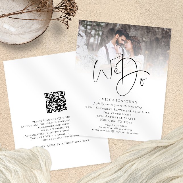 Flyer PAPEL Fazemos Convite para Casamento de Código QR (Front and back view. Value paper alternative.Part of a large collection of matching wedding supplies)