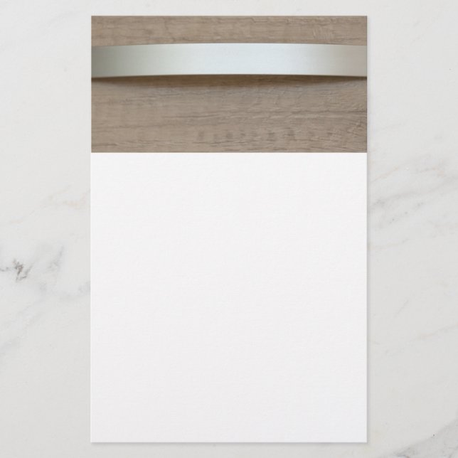 Flyer Placa metálica curvada com superfície de madeira a (Frente)