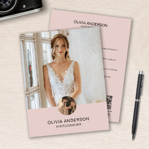 Flyer QR Personalizado Moderno Foto Rosa Negócios de Fot