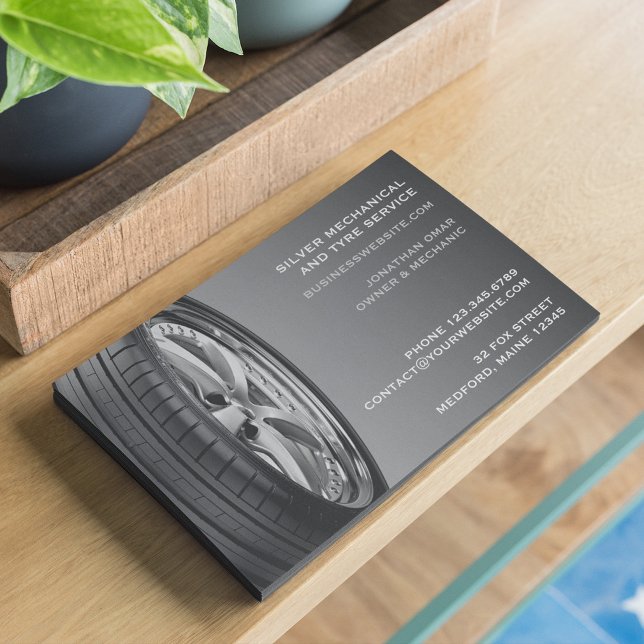 Flyer Reparo automático de pneus (Criador carregado)