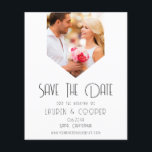 Flyer Salve A Data Foto Na moda Moderno Casamento Simple<br><div class="desc">Salve a data Na moda moderna Simple Wedding Cards apresenta sua foto favorita com o texto "Salvar a data" na tipografia moderna do roteiro de caligrafia. Perfeito para casamentos,  aniversário,  chá de fraldas,  comemorações de aniversário e festas. Projetado para você por ©Evco Studio www.zazzle.com/store/evcostudio</div>