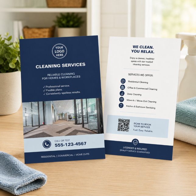 Flyer Serviços de Limpeza Azul Modernos com QR  (Modern Blue Cleaning Services with QR Flyer)