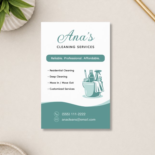 Flyer Serviços de Limpeza de Casa Azul Turquesa (House Cleaning Services Teal Flyer)