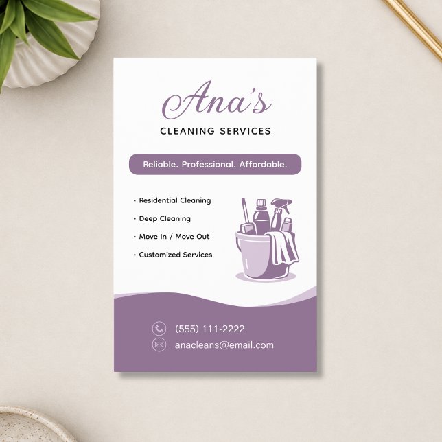 Flyer Serviços de Limpeza de Casa Mauve Promocional (House Cleaning Services Mauve Promotional Flyer)