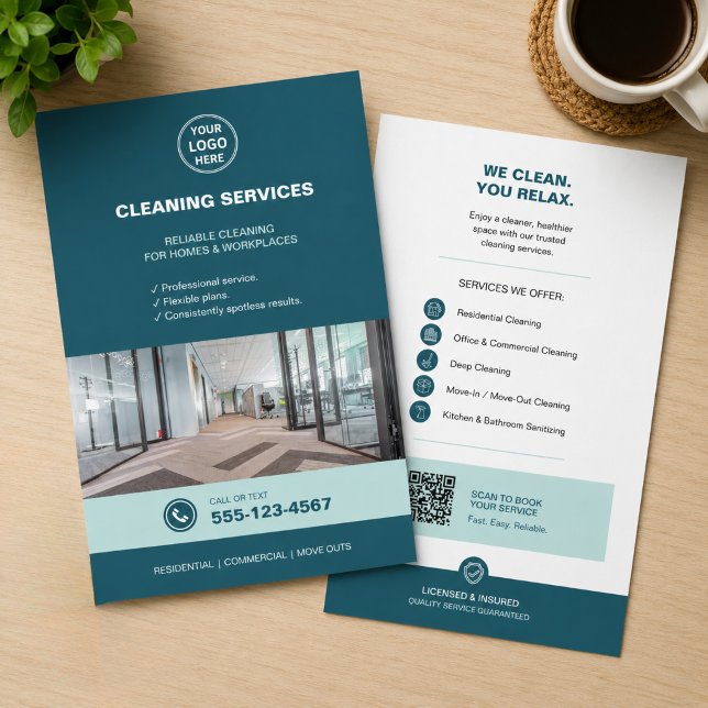 Flyer Serviços Modernos de Limpeza Teal com QR (Modern Teal Cleaning Services with QR Flyer)