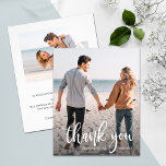 Flyer Texto Branco Orçamento Foto de Casamento Obrigado<br><div class="desc">O pequeno papel fino de barato de 4, 5" x 5, 6" apresenta sua foto, as palavras Obrigado, seus nomes e data de casamento em letra chic com sua nota de agradecimento nas costas. Papel de 80 lb e sua escolha de 3 tamanhos. **NÃO INCLUÍDOS ENVELOPES. Certifique-se de verificar seu...</div>
