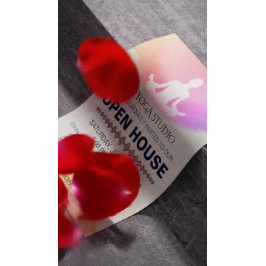 Flyer Yoga Instrutor Studio Meditação Pose Aberta