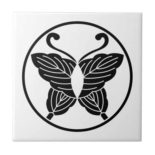 Folhas de carvalho dobradas em forma de borboleta  (Frente)