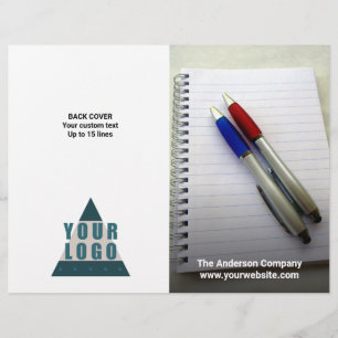 Folheto dobrado cobrir do sangramento do cheio do