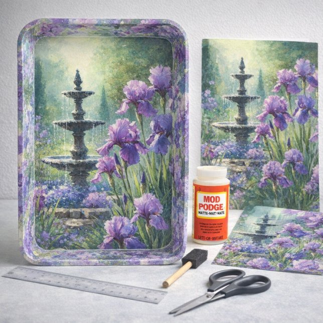 Fonte de Jardim com Íris Roxa em Papel de Seda (Create decoupage tray or other crafts with purple irises digital watercolor tissue paper )