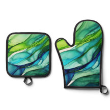 Formas fluentes em verde e azul