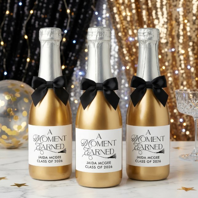 Formatura Merecida (A Moment Earned Champagne Labels)