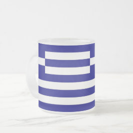 Fosco de pequena caneca de vidro com bandeira de G