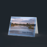 Foster Son, lago ao amanhecer Cartão de aniversári<br><div class="desc">Uma bela fotografia vista de um lago ao amanhecer com nuvens refletindo na água. Uma maneira excelente de desejar a alguém um Feliz aniversário. Norma Cornes.</div>