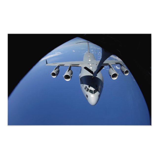 Foto A C-17 Globemaster III recebe combustível 2 (Frente)