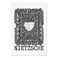 A CULTURA está em perigo, citando Nietzsche