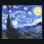 Foto A Noite Estrelada de Van Gogh<br><div class="desc">Uma pintura a óleo pelo mestre holandês Vincent Van Gogh (1853-1890) Provavelmente sua pintura mais famosa, Van Gogh pintou "A Noite Estrelada" em 1889 da memória enquanto em um asilo na França onde ele se registrou para depressão. A cena retrata a vista de sua janela de quarto. Na pintura há...</div>