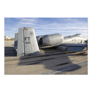 Foto A seção de cauda A-10 de um raio II