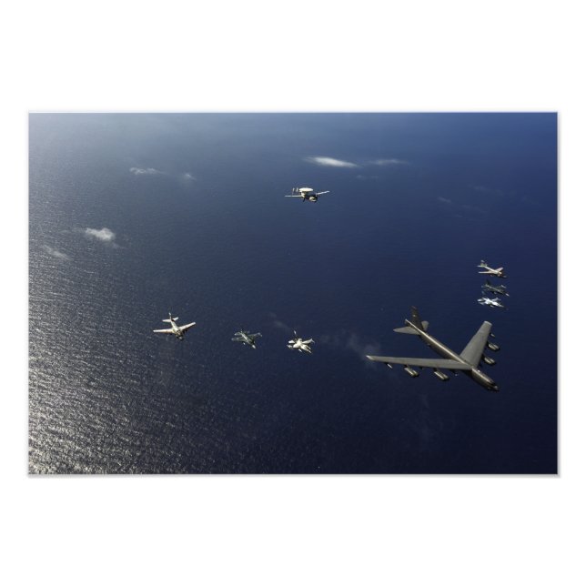 Foto Aeronave da Força Aérea B-52 dos EUA, Estratoforta (Frente)
