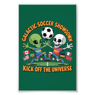 Foto Alien vs Skeleton Confronto Galáctico de Futebol