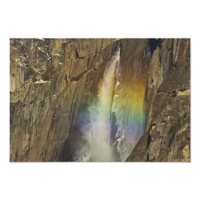 Foto Arco-íris na Cachoeira Superior de Yosemite em Yos (Frente)
