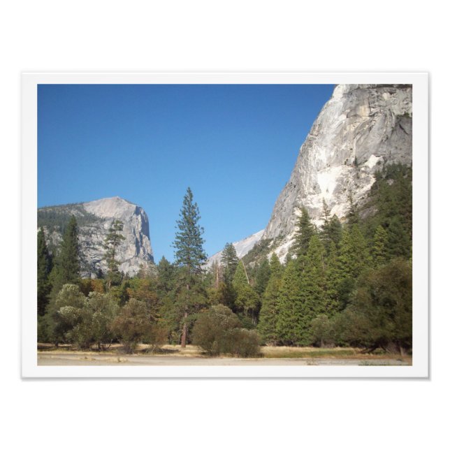 Foto "Árvores entre montanhas" Poster do Vale Yosemite (Frente)