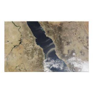 Foto As plumas de poeira sopram na costa da Arábia Saud