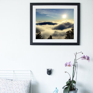 Foto Ascensão solar acima das nuvens sobre Primaveras d