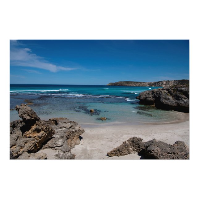 Foto Bela baía e praia isoladas (Frente)