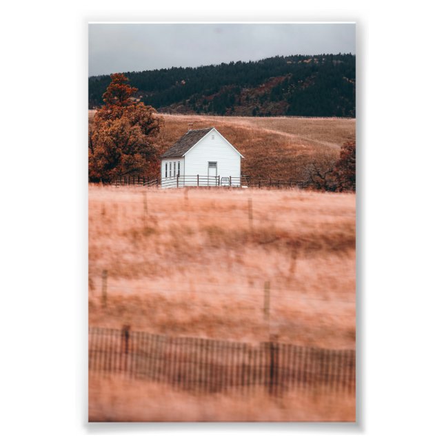 Foto Belo Prédio Branco Em Ouro (Frente)