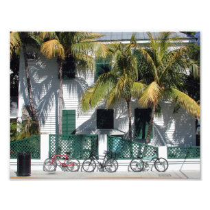 Foto Bikes estacionou na área de apartamentos Key West,