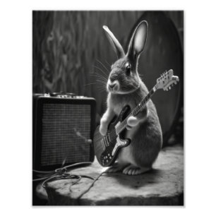 Foto Bunny tocando violão