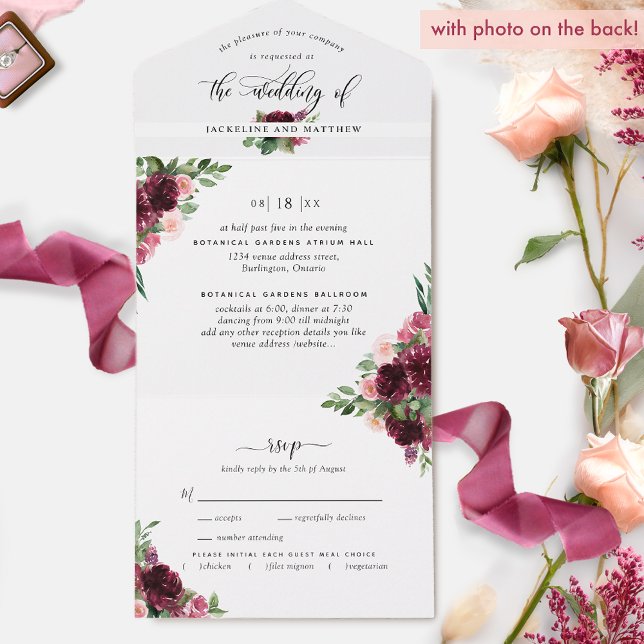 Foto: Burgundy Blush Wedding com RSVP Perfurado (Criador carregado)