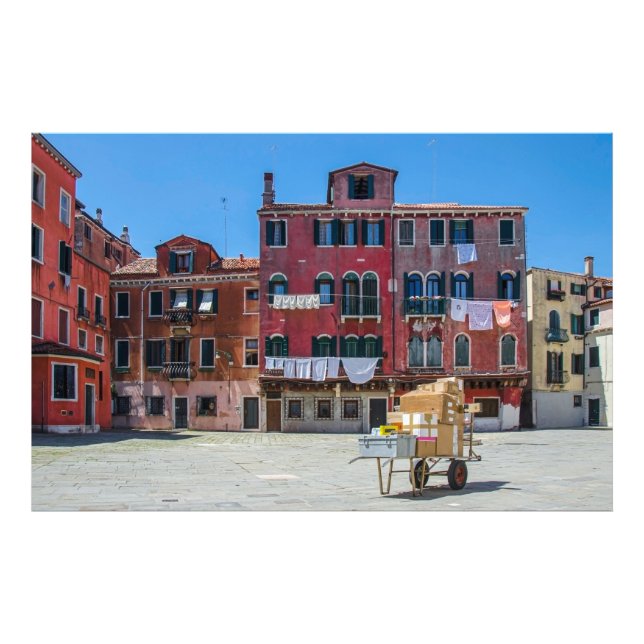 Foto Carrinho com caixas em Veneza (Frente)