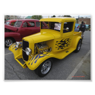 Foto Chamas Pretas para Carros Amarelos