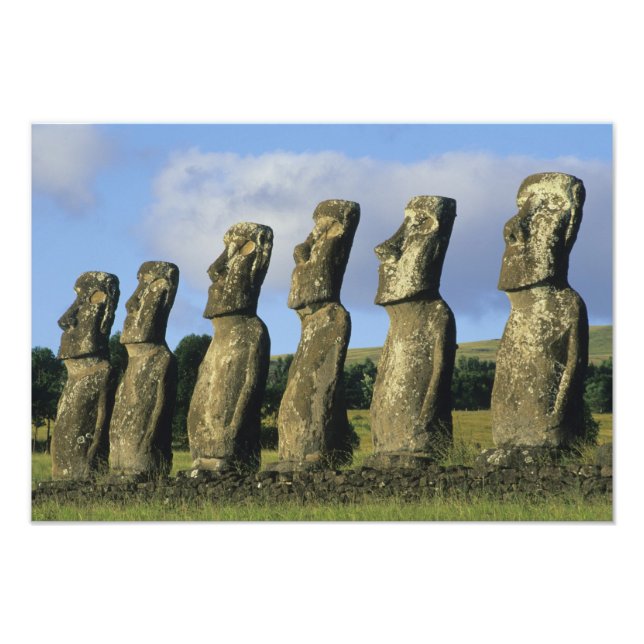 Foto Chile, Ilha da Páscoa, Rapa Nui, Ahu Akivi (Frente)