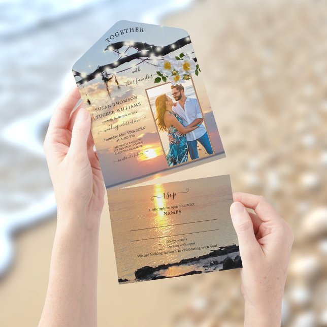 Foto Costeira - Todos em Um Convite De Casamento (All in one beach wedding invitation featuring your own photo framed by a coastal sunset)